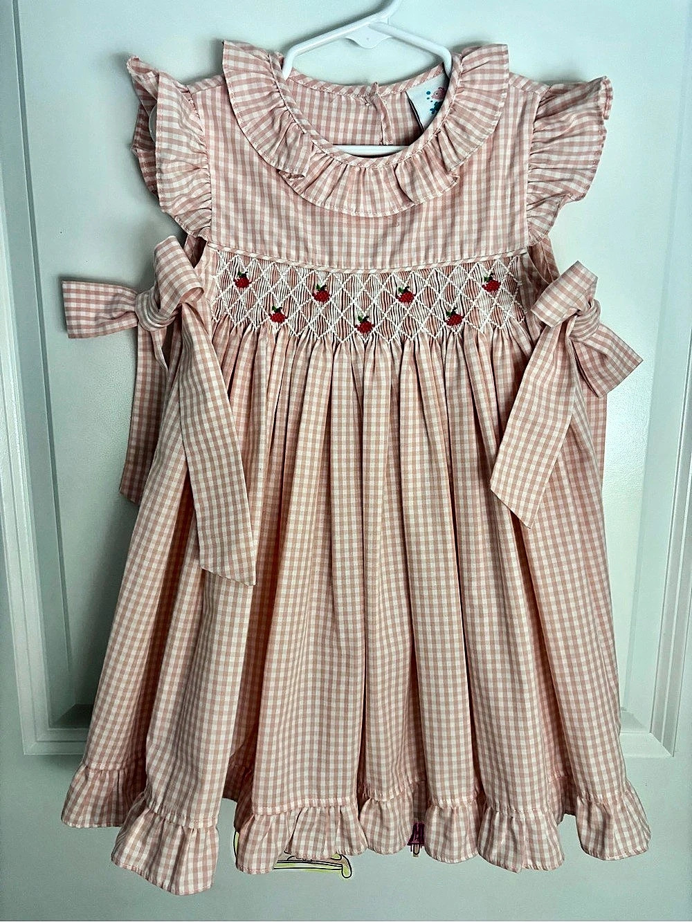 Stitchy Fish 🍎 Smocked Apples Peach Pink Gingham Dress NWOT